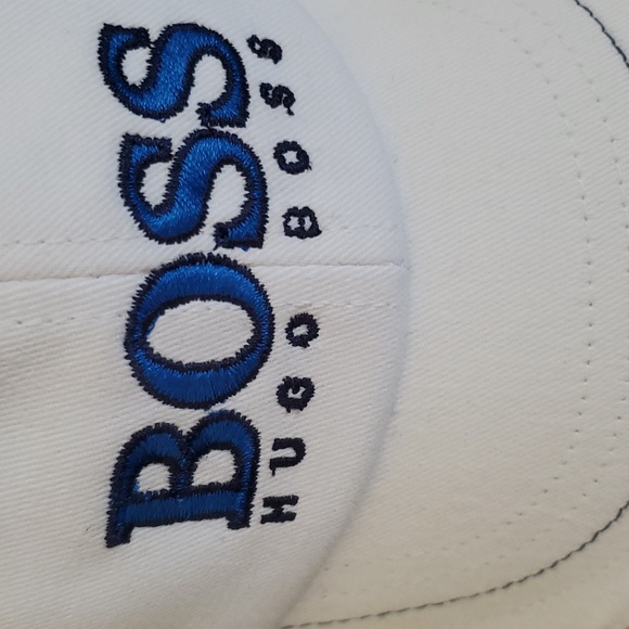 BNWT Hugo Boss baby cap - Picture 3 of 3